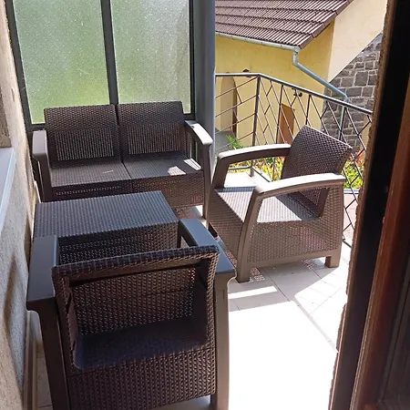 Friends - Promenade Suite Emelet Balatonfured Exterior photo